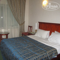 Nejoum Al Emarat 3* кровать - Фото отеля
