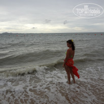 Ibis Pattaya 3* На море,пляж возле отеля. - Фото отеля