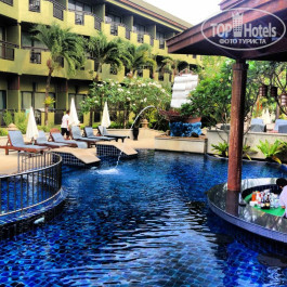 Phuket Island View 3* Бассейн у зеленого корпуса - Фото отеля