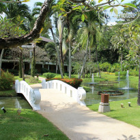 Kata Thani Phuket Beach Resort 5* садик в крыле Thani - Фото отеля