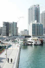 Signature Hotel Apartments & Spa Marina 4* вид на отель с моста по дороге на пляж - Фото отеля