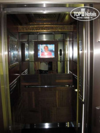 Royal Atlas & Spa 5* Каждый лифт отеля оборудован ЖКИ ТВ - Фото отеля
