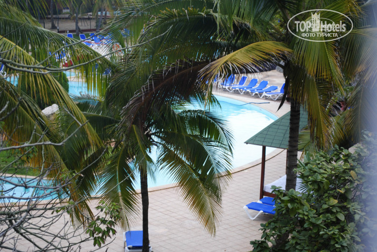 Brisas Del Caribe 4* Вид на бассейн из номера - Фото отеля