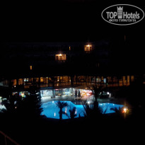 Pineta Club Hotel 4* Вид из номера налево - Фото отеля