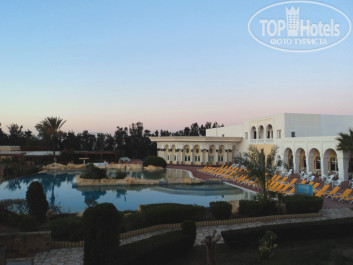 Medina Belisaire & Thalasso 4* Территория с бассейном - Фото отеля