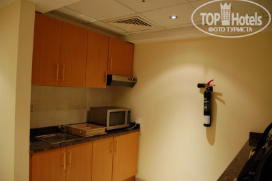 Golden Tulip Sharjah 4* 1102 - Фото отеля