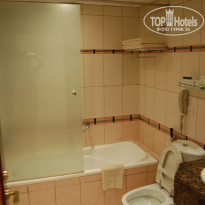 Golden Tulip Sharjah 4* 1102 - Фото отеля