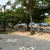 Club Bali Mirage 4* Возле бассейна - Фото отеля