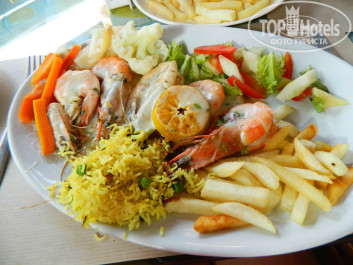 Sea Breeze Resort Candolim 3* ужин в ресторане "21 кокос" - Фото отеля