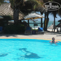 Ocean Star Resort 4* Бассейн расположен рядом с пляжем, что очень удобно - Фото отеля