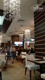 Bridge Resort (Бридж Резорт) 4* это ресторан, где мы завтракали - Фото отеля