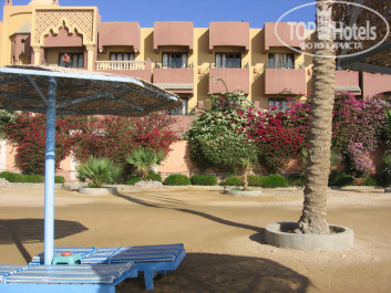 Zahabia Hotel & Beach Resort 4* вид с пляжа налево) - Фото отеля